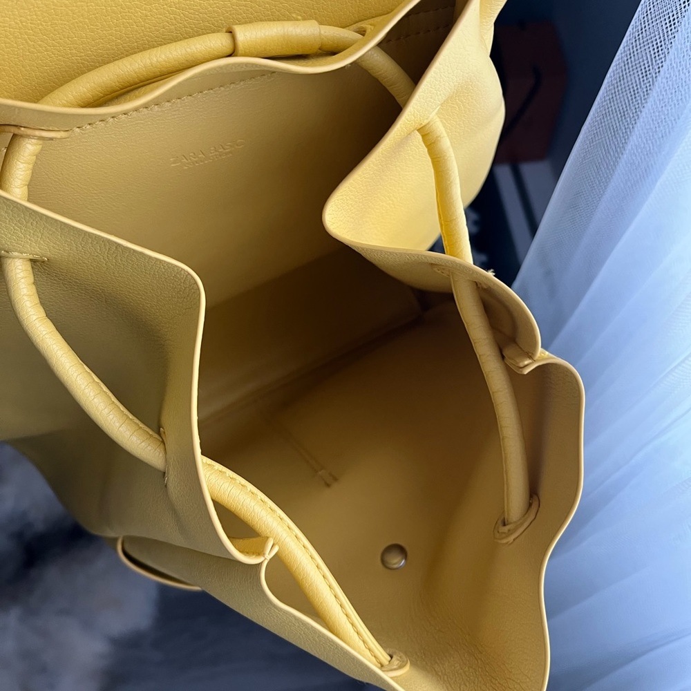 Zara Yellow Backpack - Picture 3 of 3